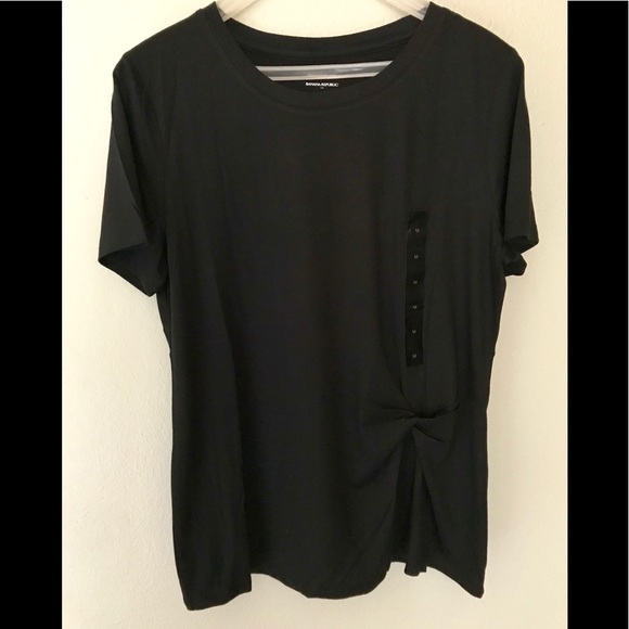 Banana Republic Tops - 🆕 Banana Republic Twist Designer T-shirt.  NWT!